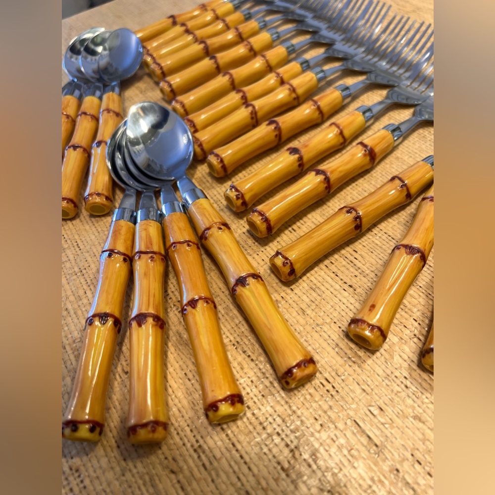 Bamboo flatware, set of 11 spoons and 11 forks. Faux bamboo is dishwasher safe